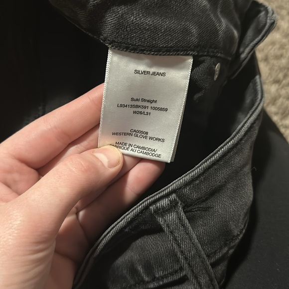 Silver Jeans - Picture 4 of 4